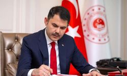Bakan Kurum: Van Gölü'nden 500 bin metreküp dip çamuru çıkartıldı