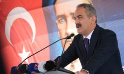 Bakan Özer: Yardımcı kaynakla ilgili problemi, eğitim sistemimizden köklü olarak kaldırdık