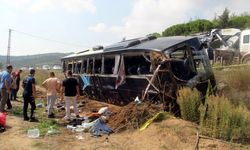 Çanakkale'de tur otobüsü devrildi: 1 ölü, 54 yaralı