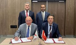 Türk uzay yolcusunun eğitimi ve uçuşu için Paris'te imzalar atıldı