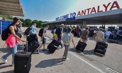 Antalya'ya hava yoluyla gelen turist sayısı 12 milyonu aştı