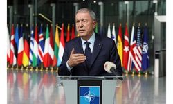 Bakan Akar, NATO Karargahı'nda gündeme ilişkin soruları yanıtladı