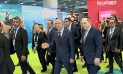 Bakan Akar ve İngiltere Savunma Bakanı Wallace SAHA EXPO Fuar'ını ziyaret etti