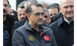 Bakan Dönmez: 1 kişi dışında belirsizliğini koruyan yok