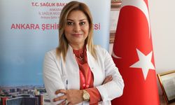 'Emzirme oranı, taburcu sonrası yüzde 98'den 15'e düşüyor'