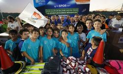 Futbolun şöhretlerinden amatörlere destek