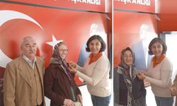Görele’de CHP’ye katılan üyelere rozetleri takıldı