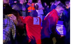 Kızılay ekipleri maden ocağındaki yardım çalışmalarına destek veriyor