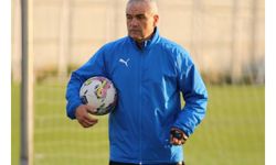 Rıza Çalımbay: Trabzonspor maçında takım halinde oynamamız gerekiyor