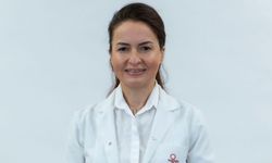 "Stres saç dökülmesine neden oluyor"