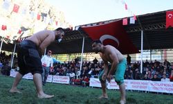 Su altında kalacak ilçede son güreşler yapıldı