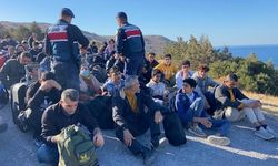 Urla'da 107 kaçak göçmen ile 11 organizatör yakalandı