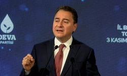 Babacan: "Partinizin seçim şarkısını söyletemezsiniz"
