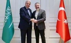 Bakan Nebati, Suudi Arabistan Ticaret Bakanı ile bir araya geldi