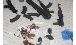 Gaziosmanpaşa'da operasyon: Lav silahı, Kalaşnikoflar, el bombaları...