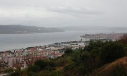 Gökçeada feribot seferlerine 'fırtına' engeli
