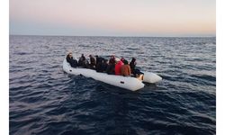 İzmir'de 78 kaçak göçmen kurtarıldı