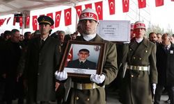 Şehit er Eyyüp Uğurlu, Gaziantep'te son yolculuğa uğurlandı