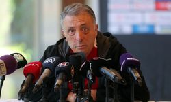 Çebi: Yan sahada koşan futbolculardan kurtulabilmiş olsaydık, Beşiktaş'ın 3 milyar eksik borcu olurdu