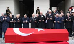 Eski İçişleri Bakanı Bayar, son yolculuğuna uğurlandı