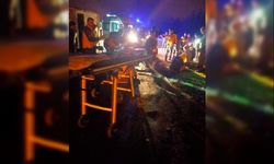 Hatay'da tarım işçilerinin servisi devrildi: 14 yaralı