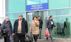 Sarp Sınır Kapısı'na telefon akını; geçişler yüzde 358 arttı