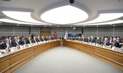 Tarım ve Orman Bakanı Prof. Dr. Vahit Kirişci hububat sektör kuruluyla bir araya geldi