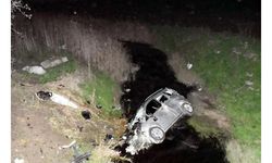 Çorlu'da hafif ticari araç dereye uçtu; İrem öldü, 3 yaralı