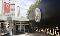 Dışişleri: Hollanda’da Kur’an-ı Kerim’i hedef alan aşağılık saldırıyı en güçlü şekilde lanetliyoruz