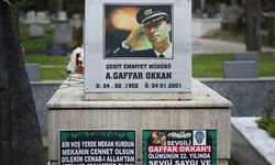 Şehit Emniyet Müdürü Ali Gaffar Okkan mezarı başında anıldı