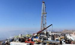 Şırnak'ta Namaz Dağı bölgesinde Şırnak-1 kuyusunda sondaj çalışması başlatıldı