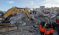 Adıyaman'da yıkılan otele ilişkin 4 şüpheli yakalandı