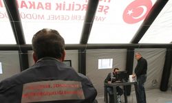 Bakanlık uzmanları depremzedeleri konutlarının hasar durumu hakkında bilgilendiriyor