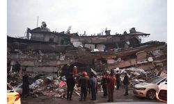 Oktay: Kahramanmaraş merkezli depremlerde 1541 kişi hayatını kaybetti