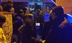 Malatya'daki depremde evleri yıkılan 20 kişilik aile Trabzon'a getirildi