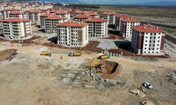 Nurdağı ve İslahiye'de ilk etapta yapılacak 855 konut için ilk kazma vuruldu