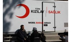 Türk Kızılay mobil sağlık araçları deprem bölgesinde çalışmalarını sürdürüyor