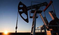 ABD'nin ticari ham petrol stokları azaldı