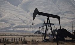 Brent petrolün varil fiyatı 77,56 dolar