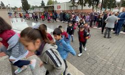 Depremden etkilenen Adana'da öğrenciler için ders zili çaldı