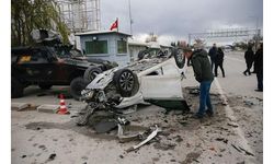 Eskişehir'de uygulama noktasındaki kazada 5'i polis 6 kişi yaralandı