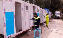 Gölcük Belediyesi, Hatay'da ilaçlama çalışmalarına katkı veriyor