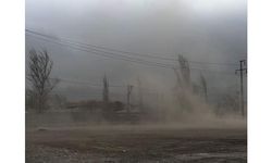 Iğdır'da fırtına etkili oluyor
