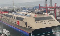 İskenderun'daki depremzede öğrenciler, LGS sınavı ve YKS'ye "yüzen okul"da hazırlanacak