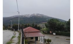 İstanbul'un yüksek kesimlerinde kar yağışı etkili oluyor