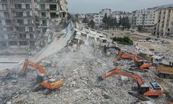 Kahramanmaraş merkezli depremlerde hayatını kaybedenlerin sayısı 50 bin 96 oldu