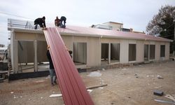 Kahramanmaraş'ta afetzede esnaf prefabrik çarşıda hizmet verecek