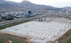 Malatya'da 25 futbol sahası büyüklüğündeki konteyner kentte hayat başladı