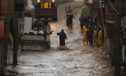 Şanlıurfa merkezde yağış nedeniyle eğitime bir gün ara verildi