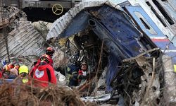 Yunanistan'da tren kazasında ölenlerin sayısı 42'ye yükseldi